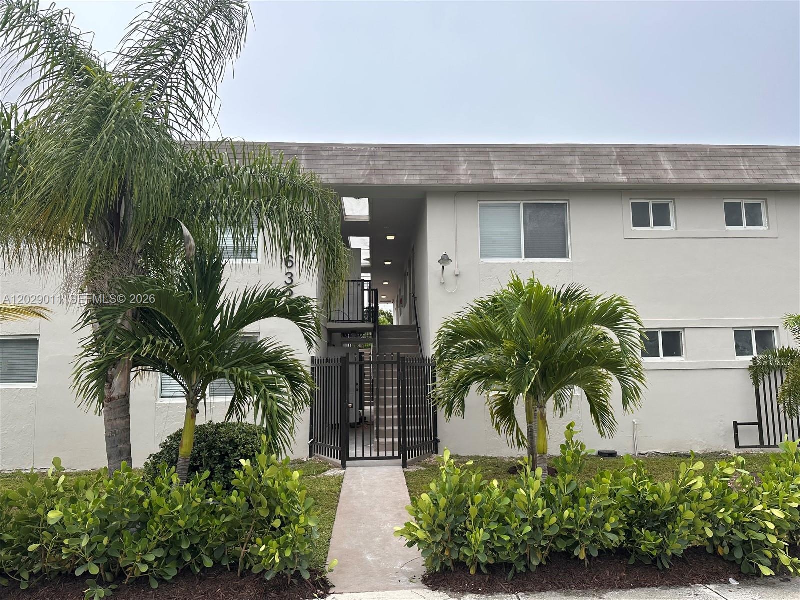 BLANTON PARK - Residential Lease