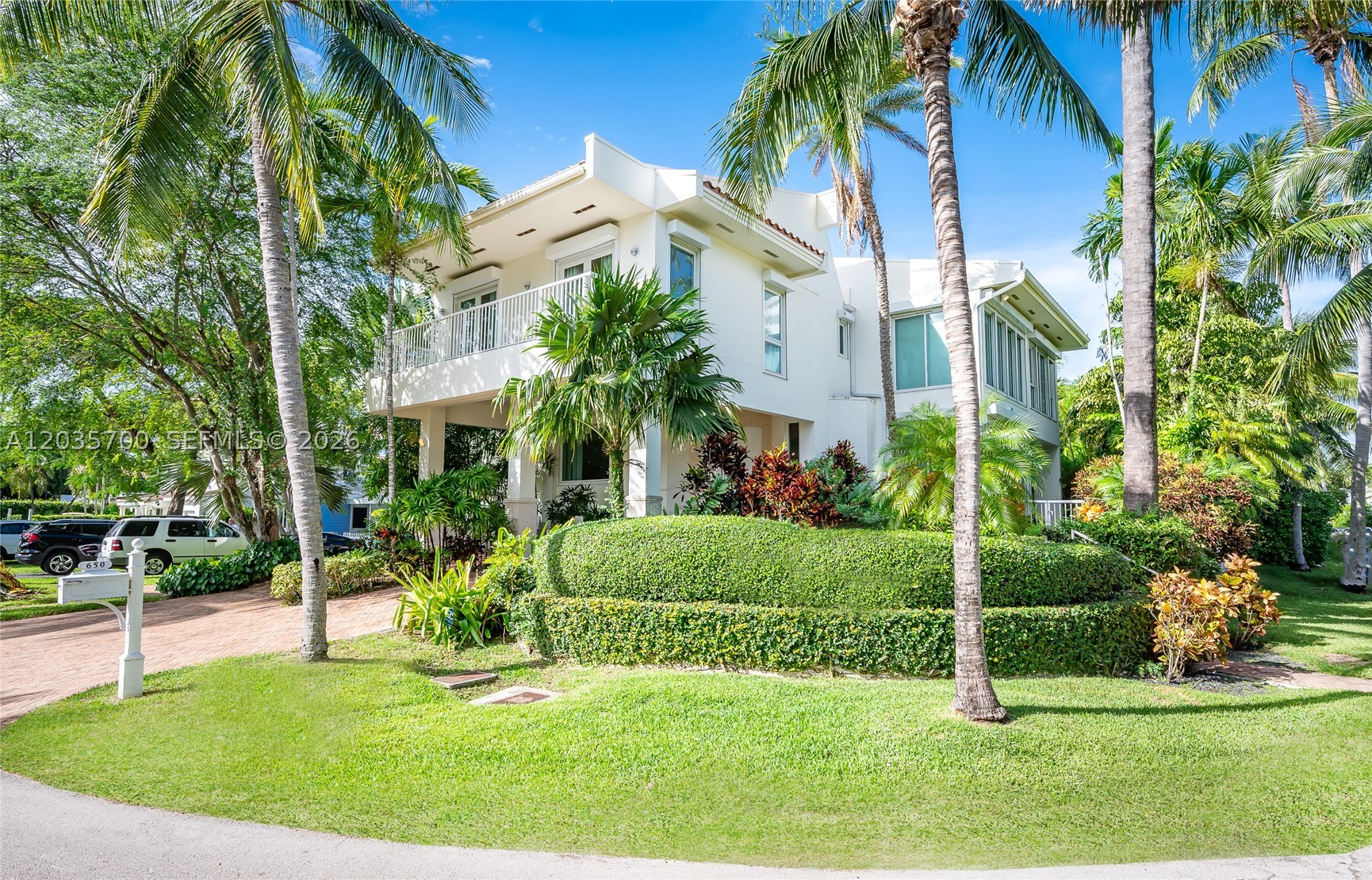 Elevated five-bedroom home on a quiet island street, centrally located. Double-high ceilings in the living room, marble flooring, wood floors in bedrooms, two en suite rooms. plus master bedroom with separate shower and tub. Upstairs family room, lush landscaping, pool, and elevated structure. Carport Garage plus two covered parking spaces. Additional storage downstairs for potential use as game room, open layout, and access to outside ideal for entertaining. Includes beach club membership. Tenant responsible for water, landscaping and sewer.