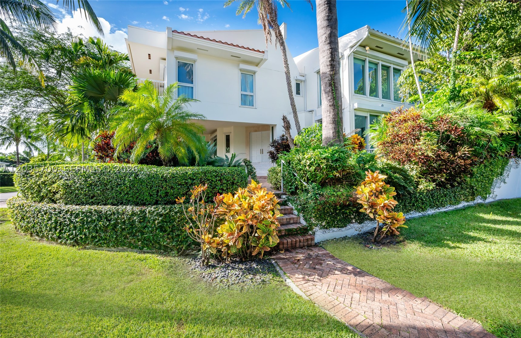 BISCAYNE KEY ESTATES - Residential