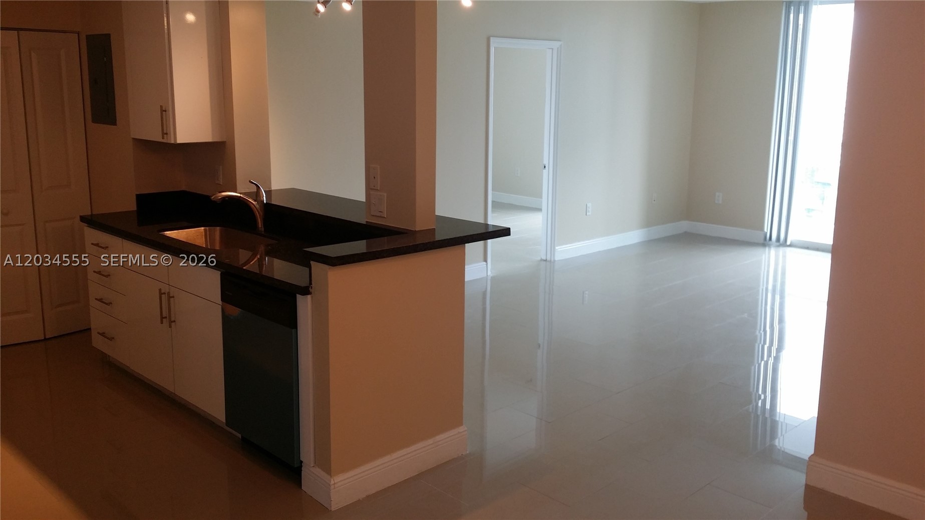 VUE AT BRICKELL CONDO - Residential Lease