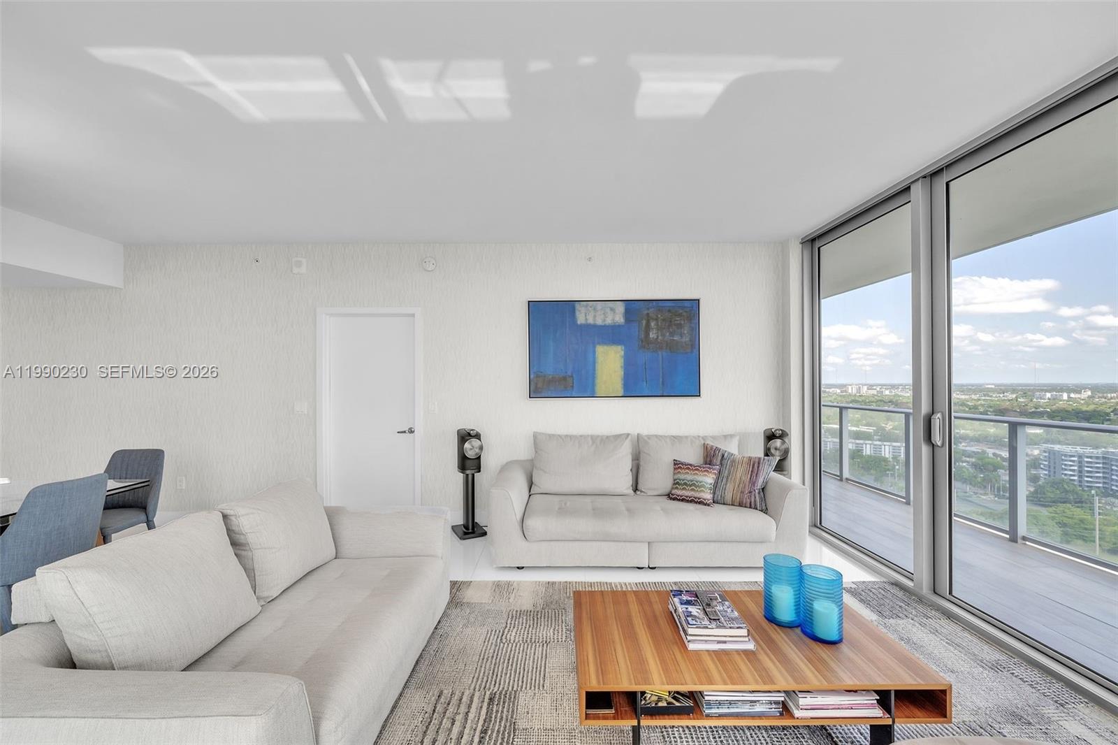THE HARBOUR NORTH CONDO - Residential