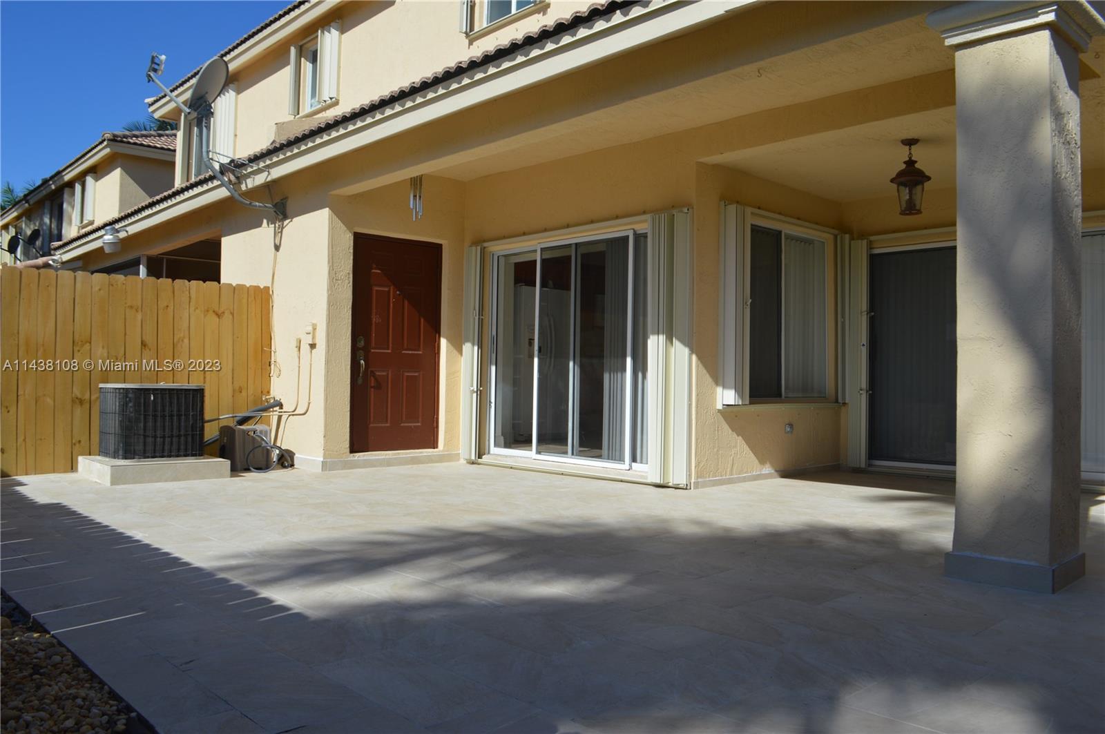 CONTINENTAL HOMES TOWNHOU - Residential Lease