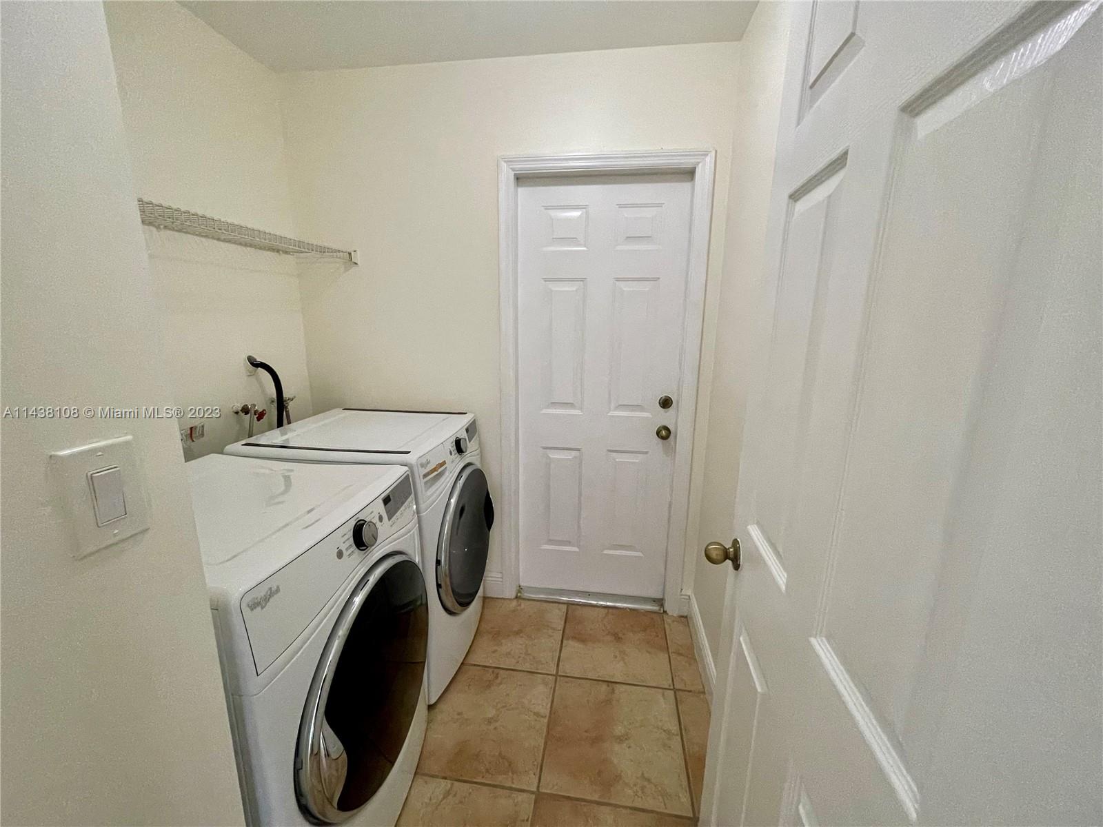 CONTINENTAL HOMES TOWNHOU - Residential Lease