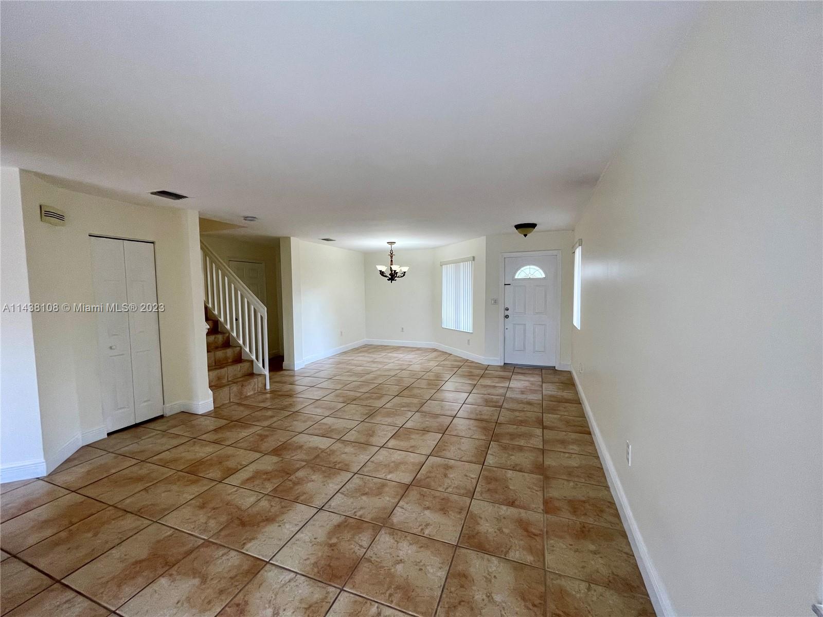 CONTINENTAL HOMES TOWNHOU - Residential Lease