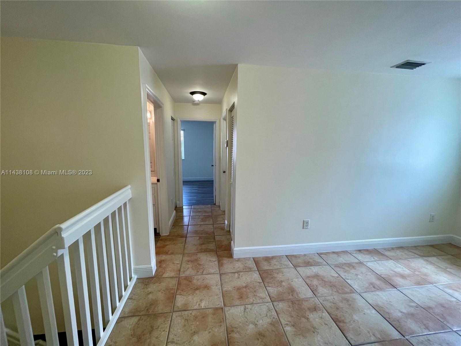 CONTINENTAL HOMES TOWNHOU - Residential Lease