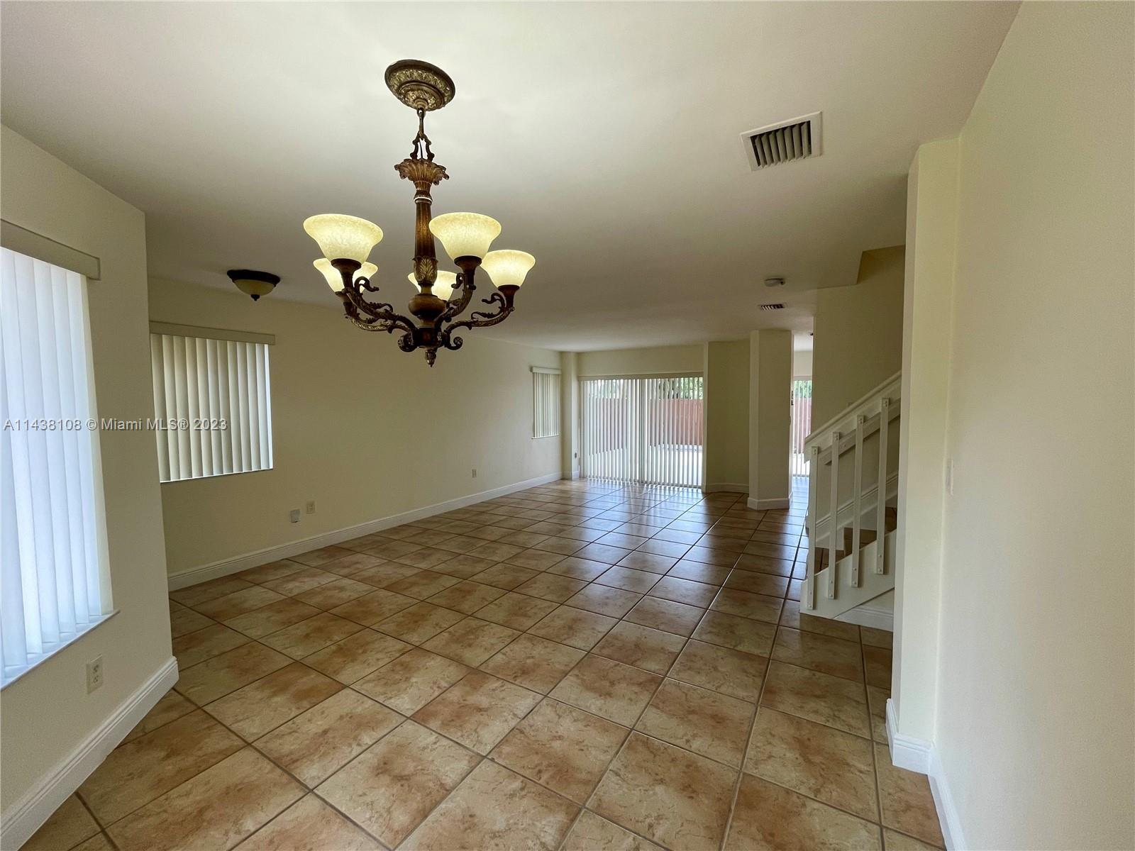 CONTINENTAL HOMES TOWNHOU - Residential Lease