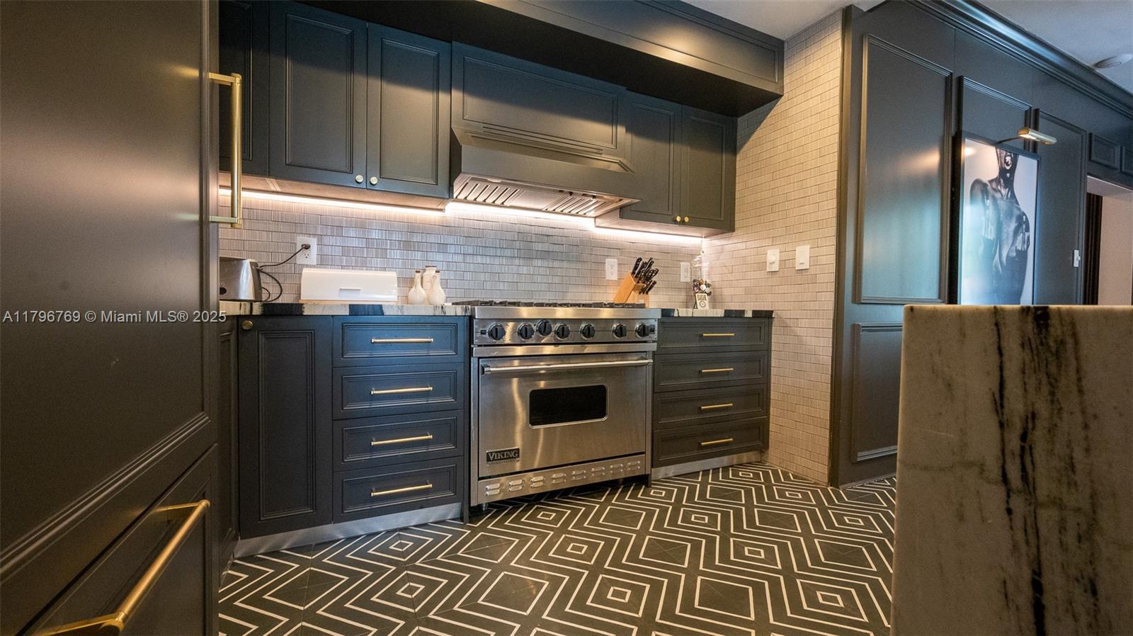 BAYSHORE UNIT NO 3 - Residential