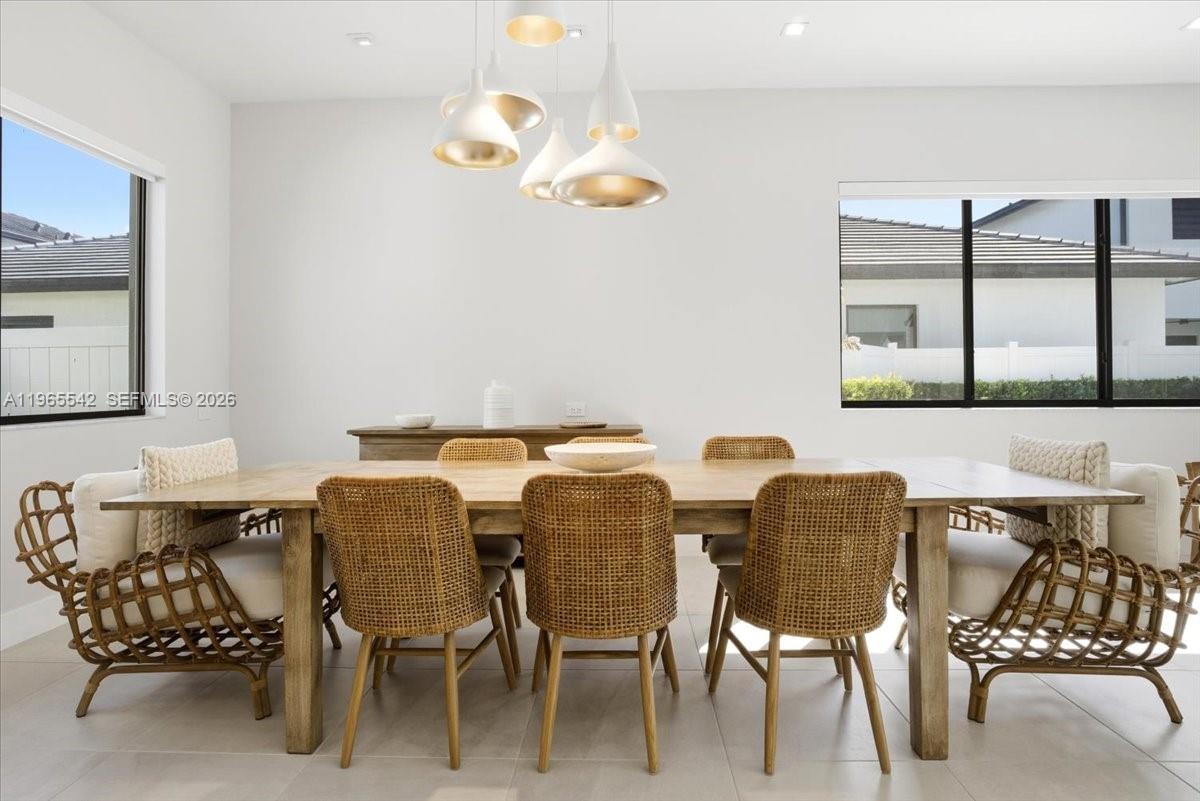 DOWNTOWN DORAL SOUTH PHAS - Residential
