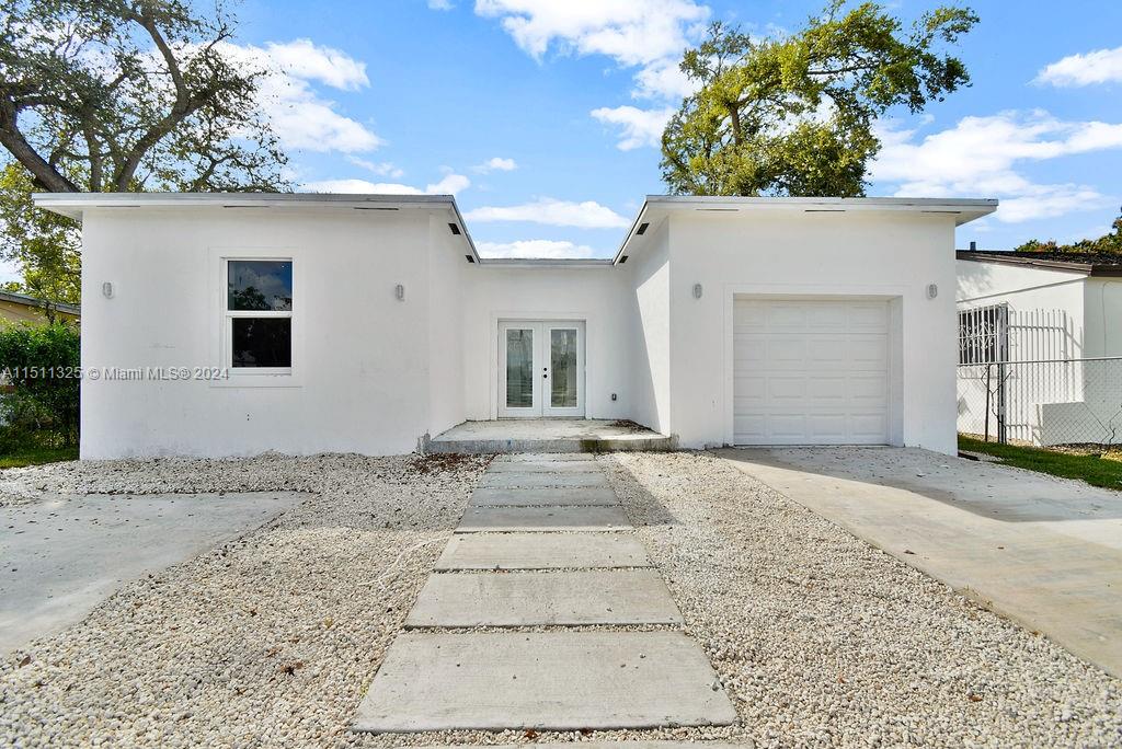 86TH STREET MANOR - Residential