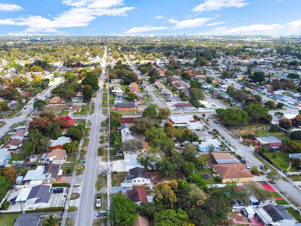 86TH STREET MANOR - Residential
