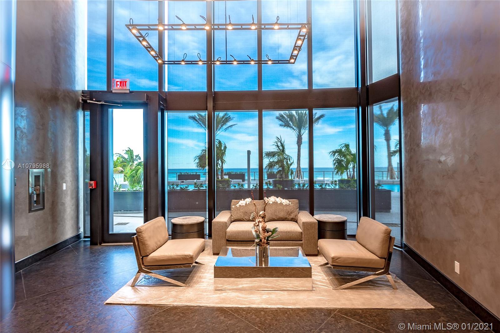 18555 COLLINS AVENUE COND - Residential