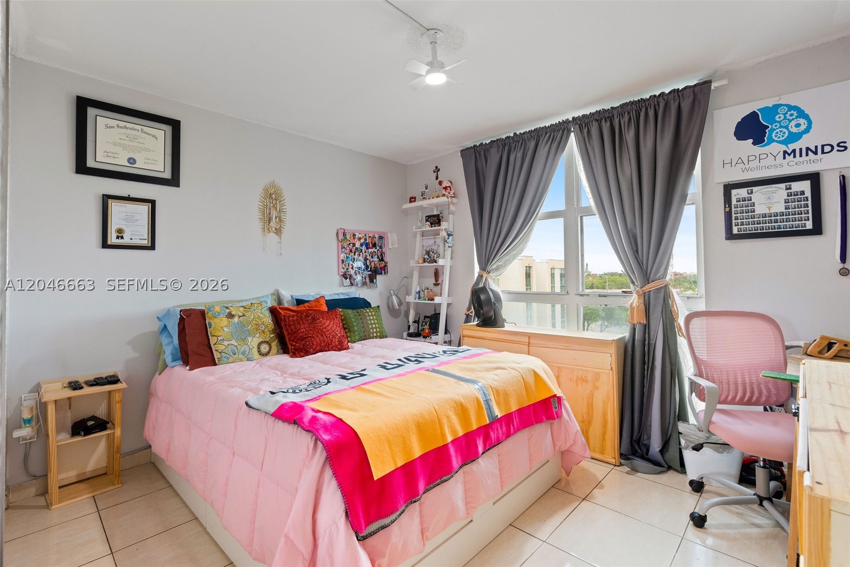 CORAL TOWERS CONDO - Residential