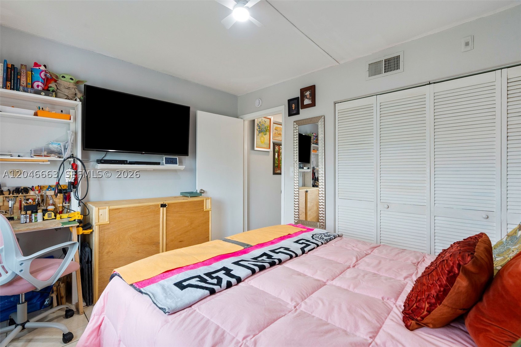 CORAL TOWERS CONDO - Residential