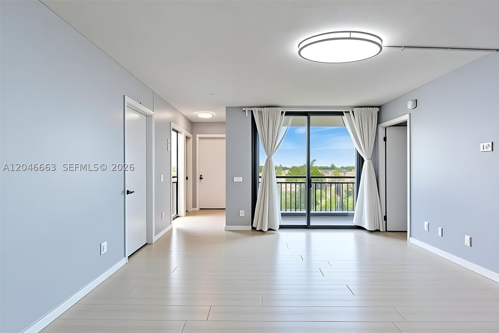 CORAL TOWERS CONDO - Residential