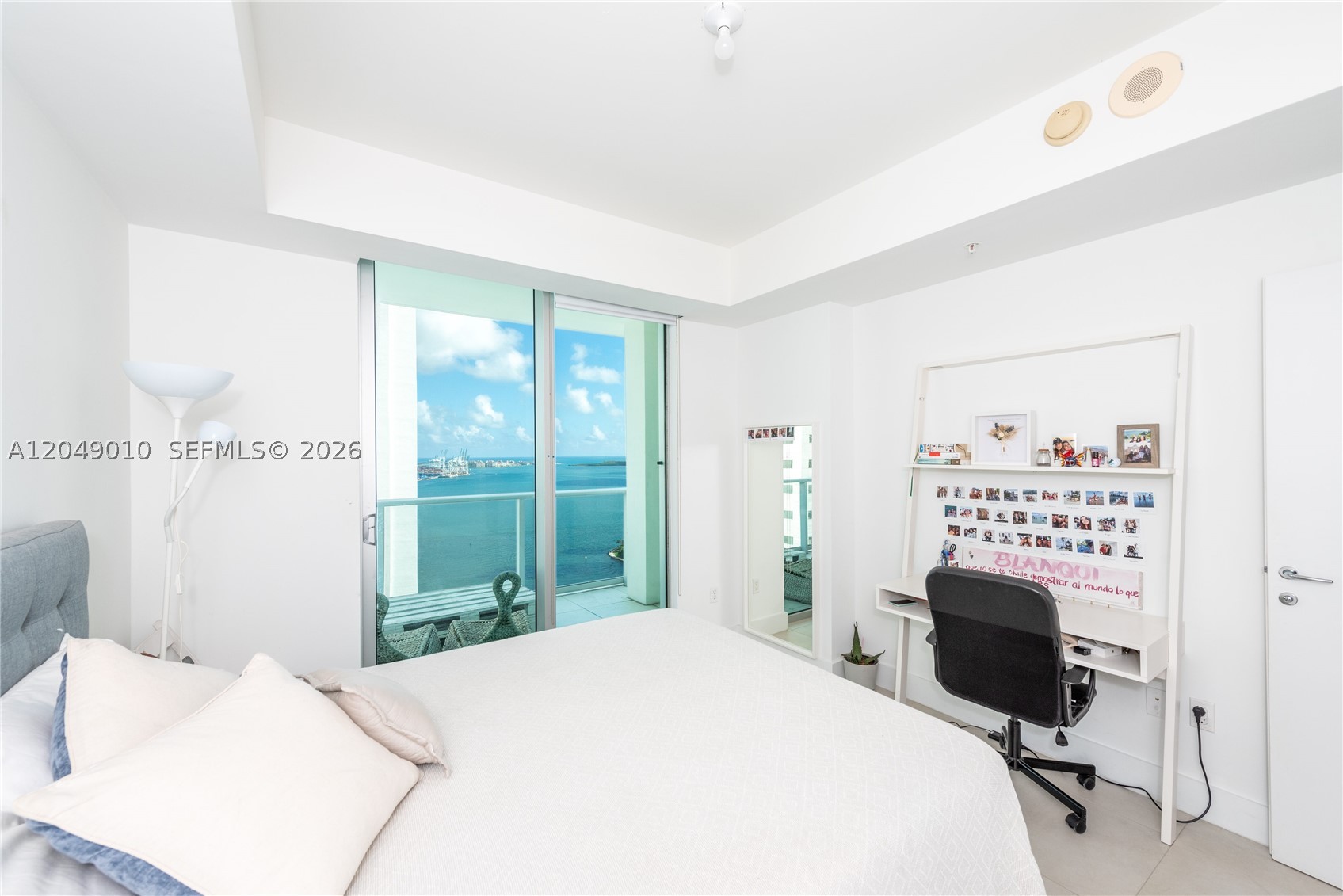 MET 1 CONDO - Residential Lease