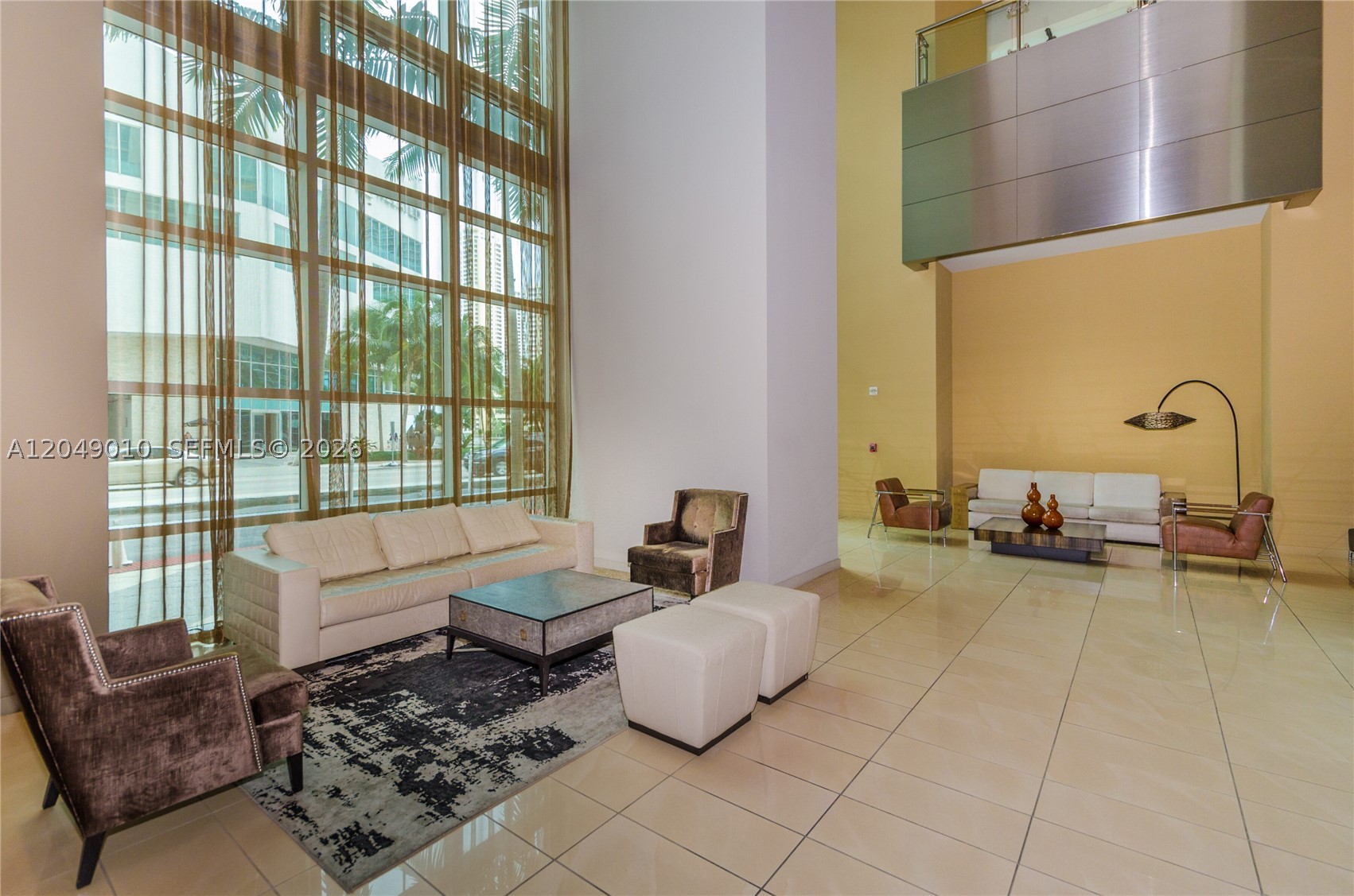 MET 1 CONDO - Residential Lease