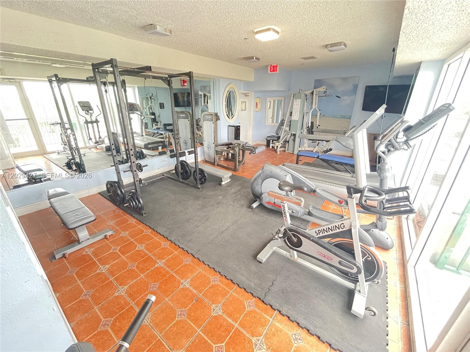 CARLISLE ON THE OCEAN CON - Residential