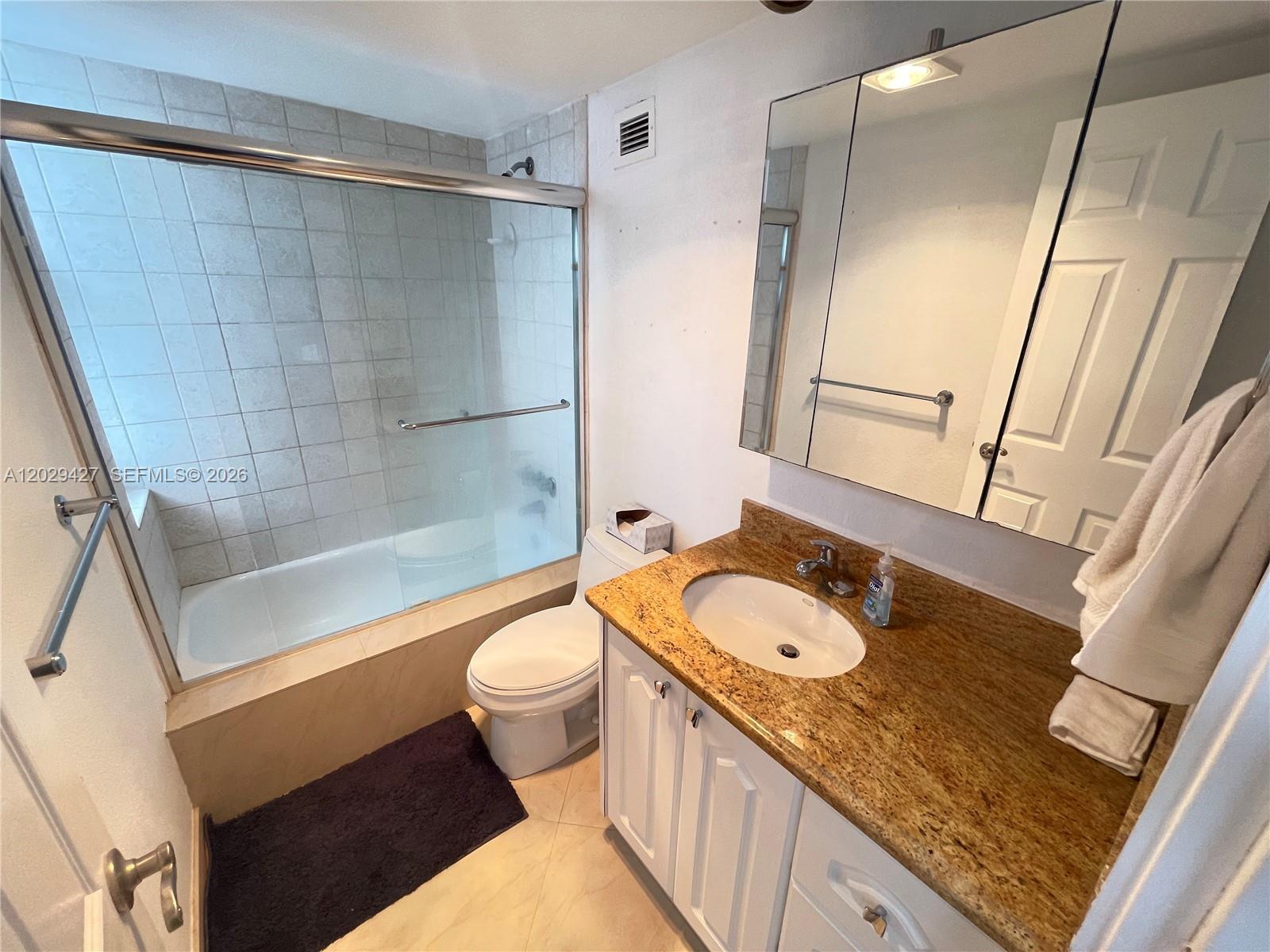 CARLISLE ON THE OCEAN CON - Residential