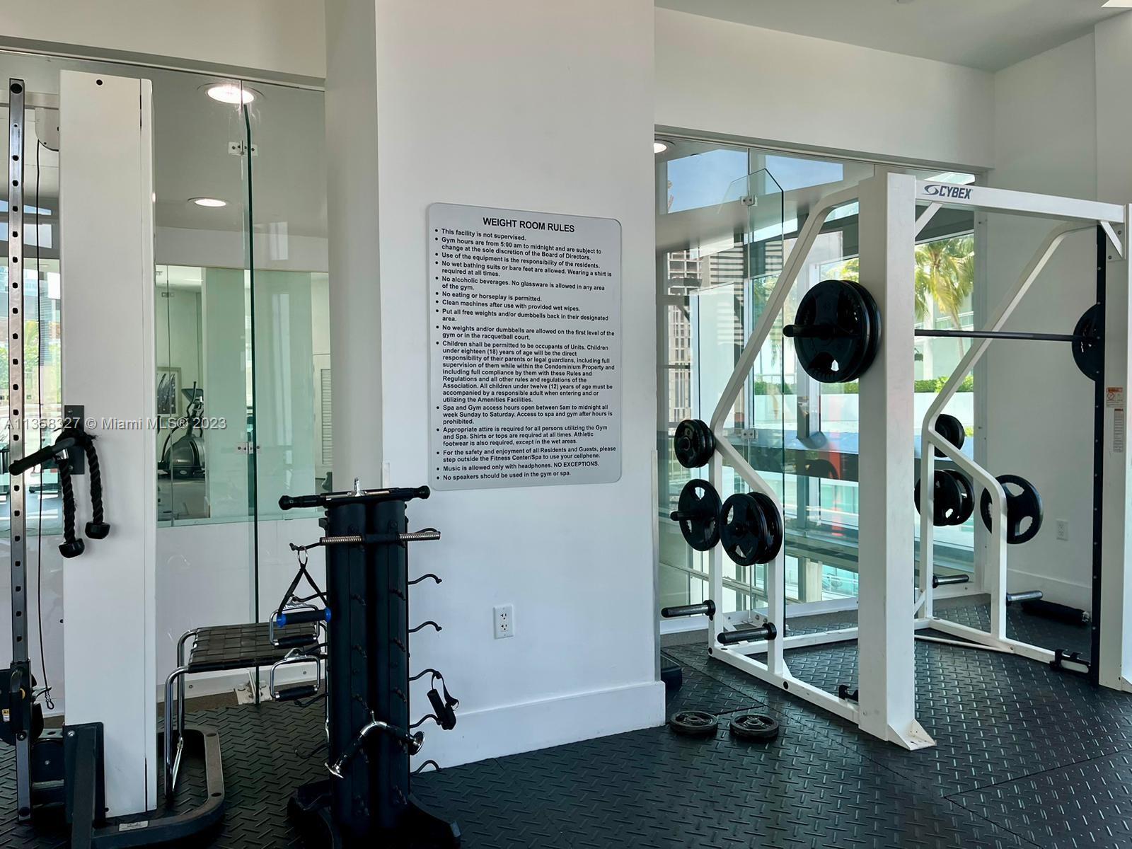 WIND CONDO - Residential Lease