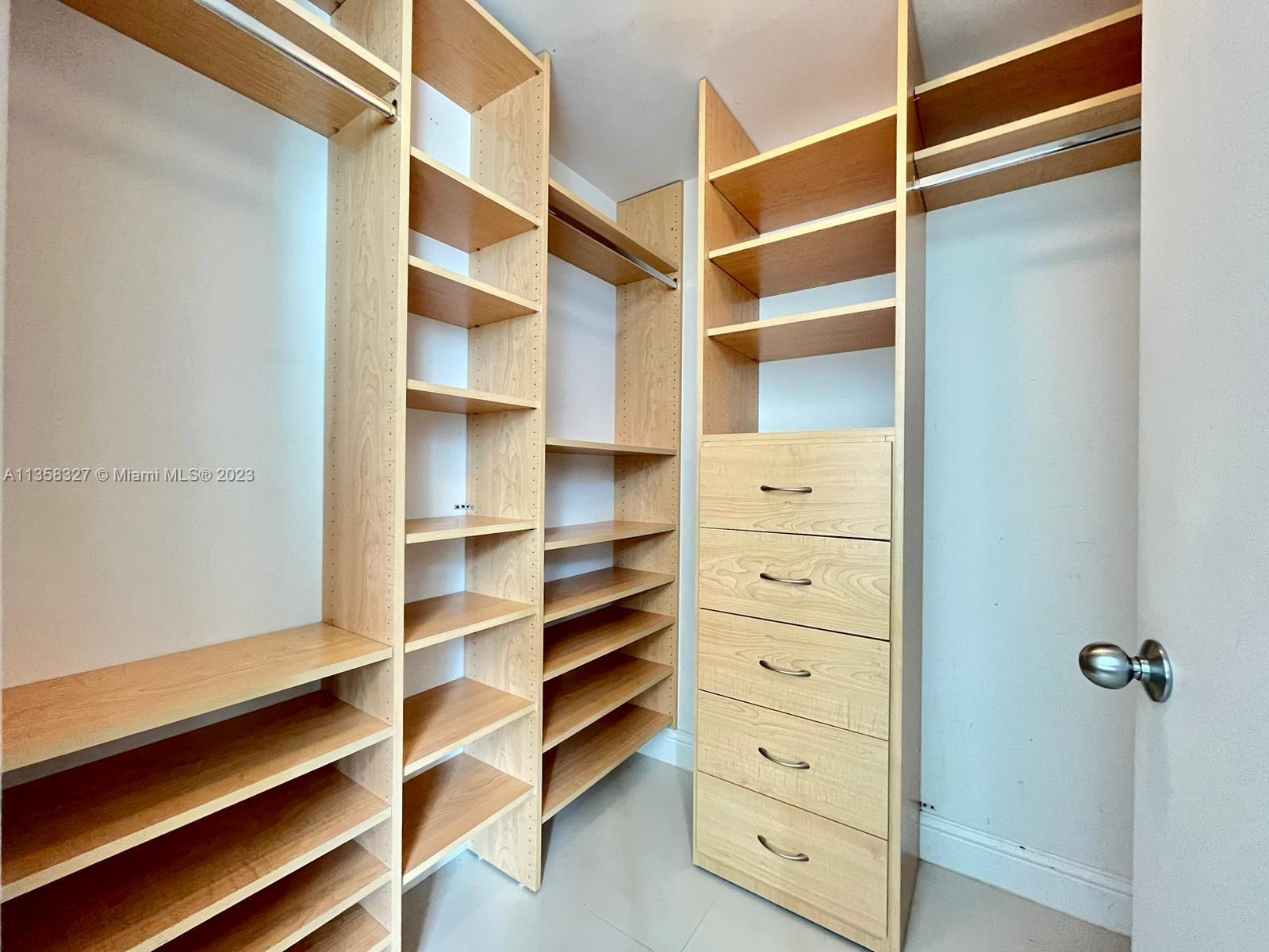 WIND CONDO - Residential Lease
