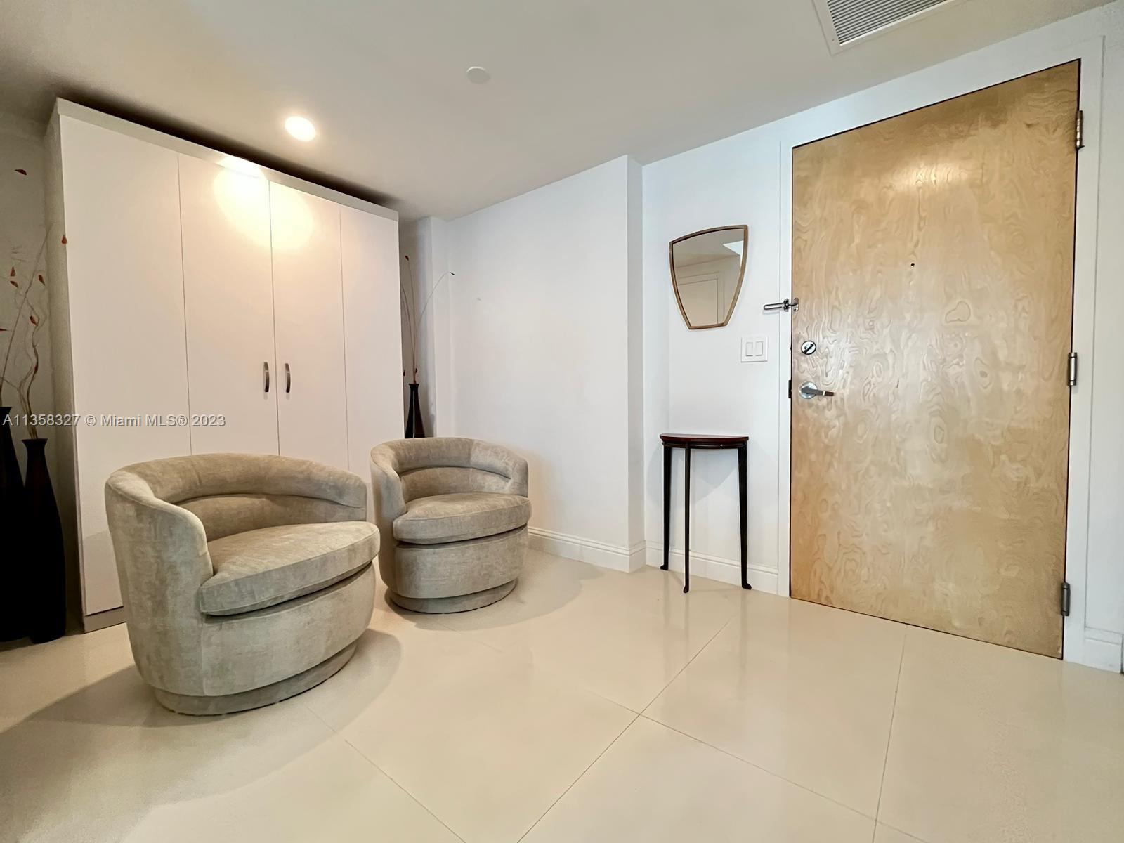 WIND CONDO - Residential Lease