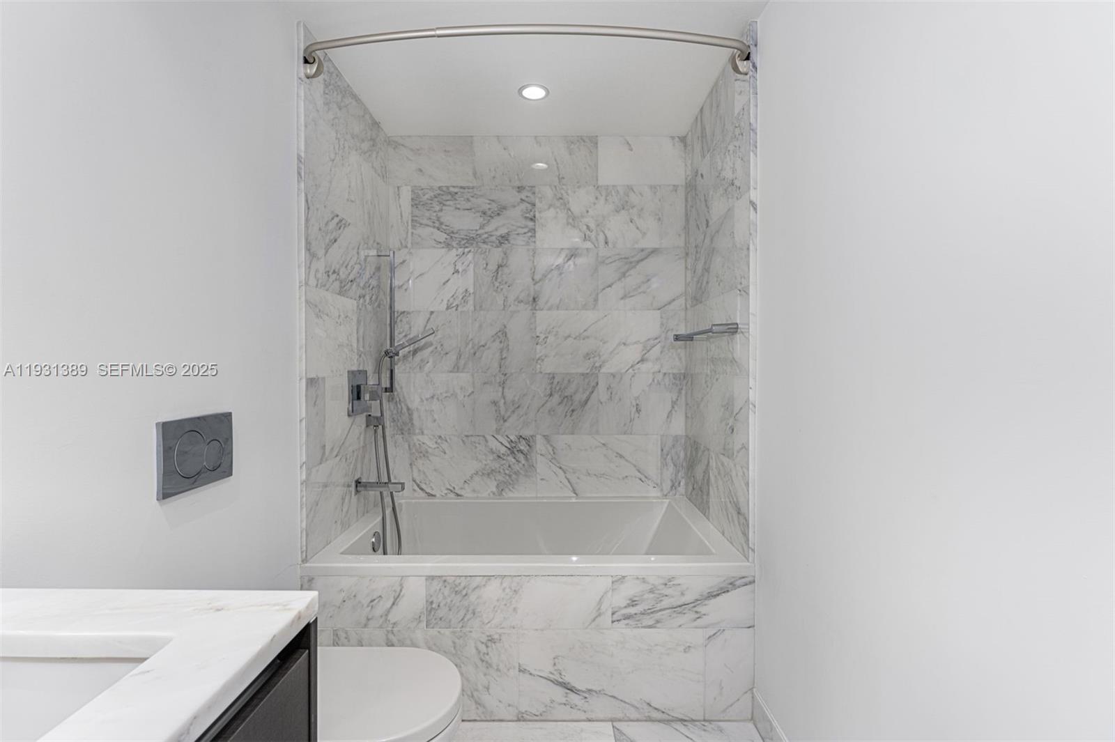 ECHO BRICKELL CONDO - Residential