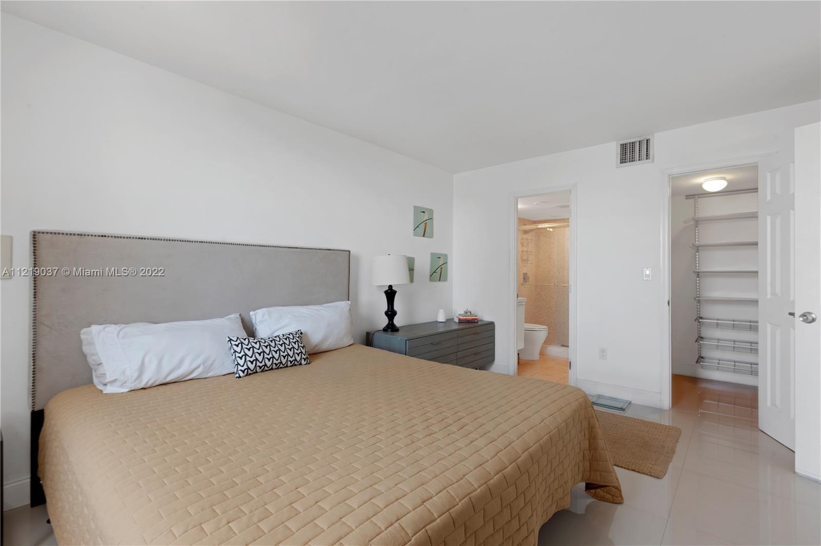 LINCOLN WEST TOWERS CONDO - Residential