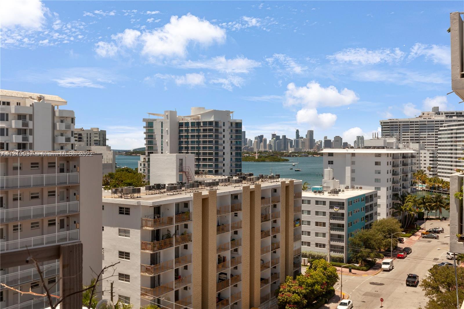 LINCOLN WEST TOWERS CONDO - Residential