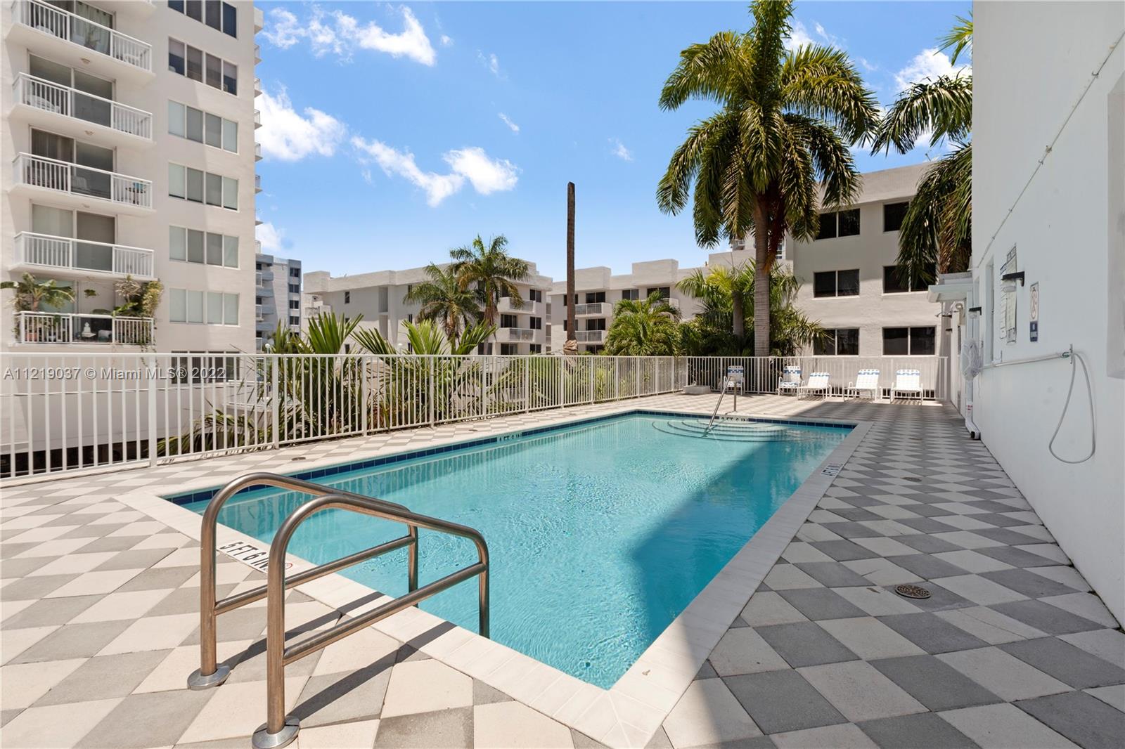 LINCOLN WEST TOWERS CONDO - Residential