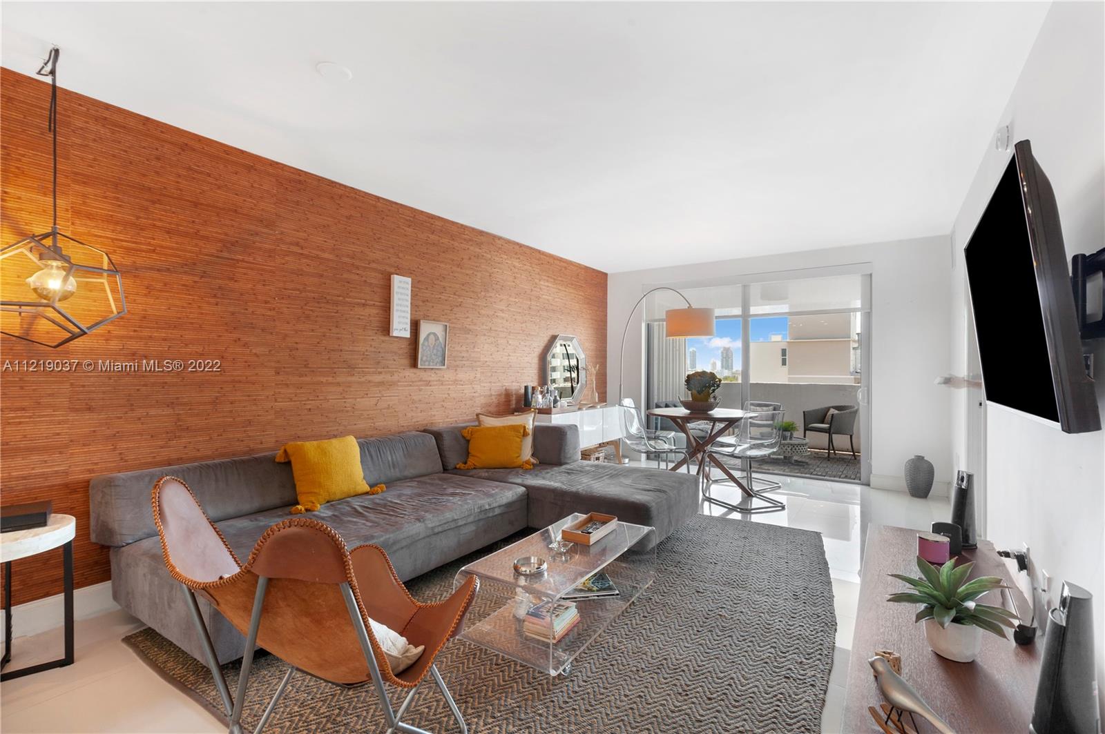 Professionally designed contemporary style, extended balcony with amazing views of ocean and bay, lots of light, it is the best choice for a 2-bedroom, 2-bath in South Beach. Host your friends in your "living room" balcony, sipping wine or champagne while watching the sunset and beautiful Miami skyline over the bay. Located a step away from the action on Lincoln Road, movie theaters, restaurants and shops, but yet away from the noise.