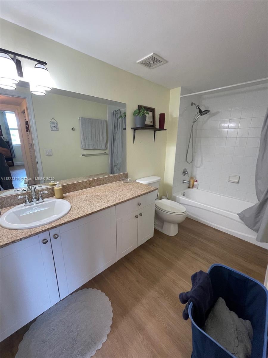 MEDITERRANEA CONDO - Residential