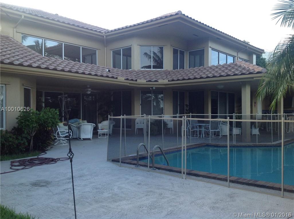 COUNTRY CLUB OF MIAMI EST - Residential
