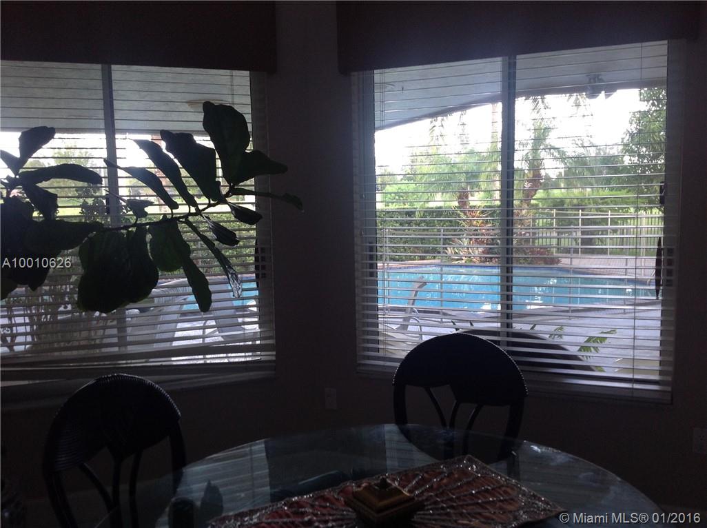 COUNTRY CLUB OF MIAMI EST - Residential