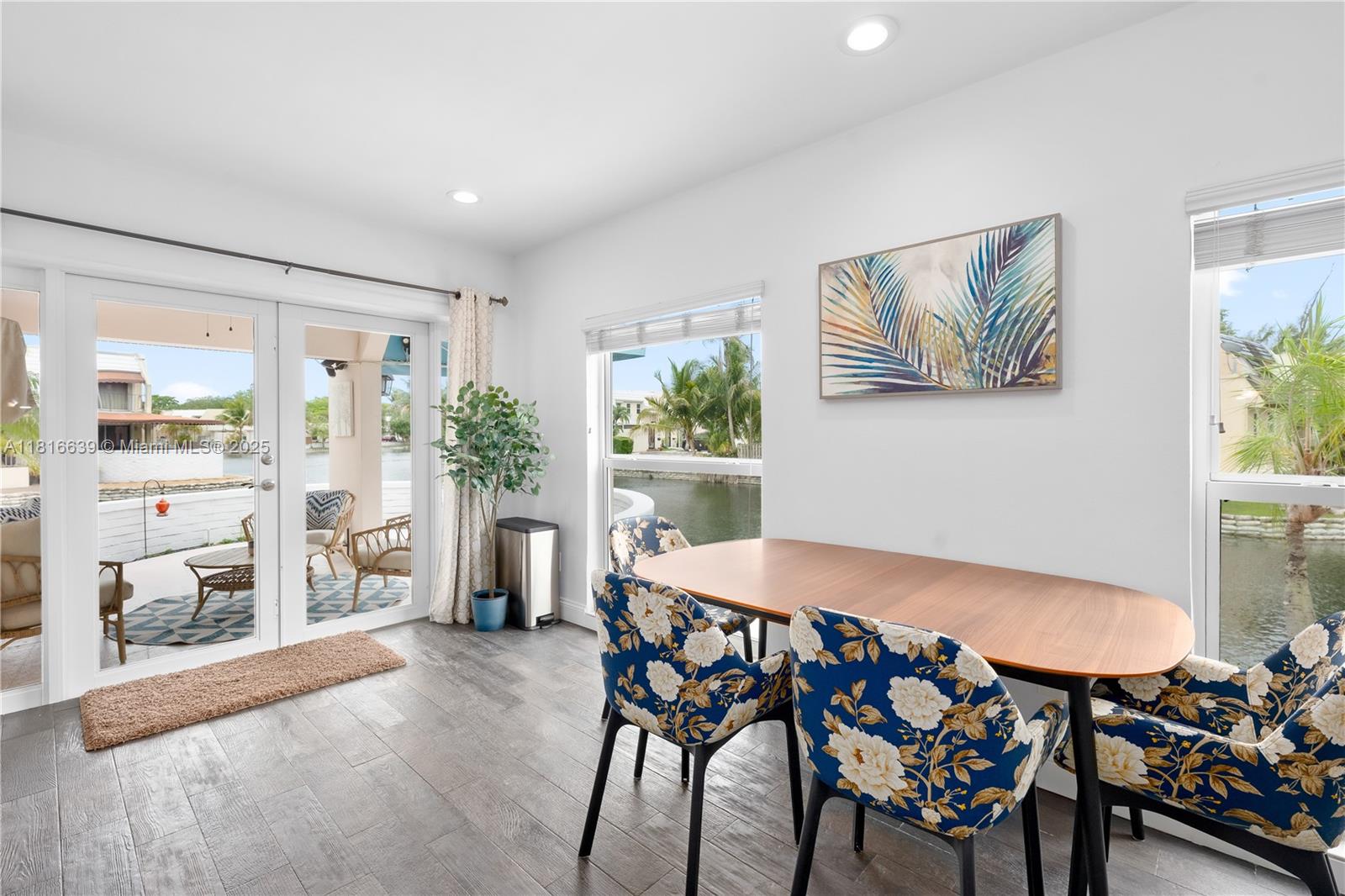 MIAMI LAKES GOLF COURSE V - Residential