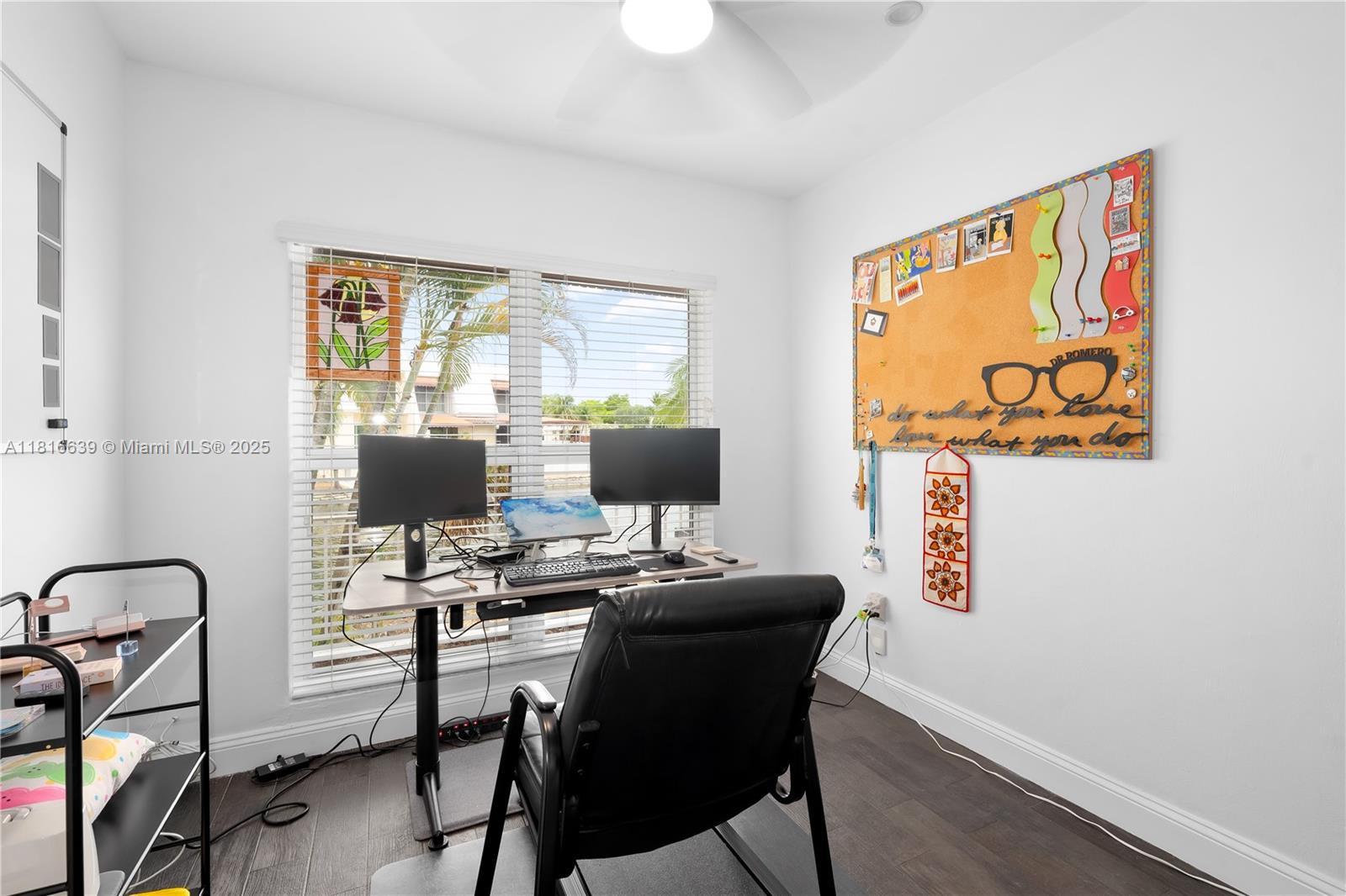 MIAMI LAKES GOLF COURSE V - Residential