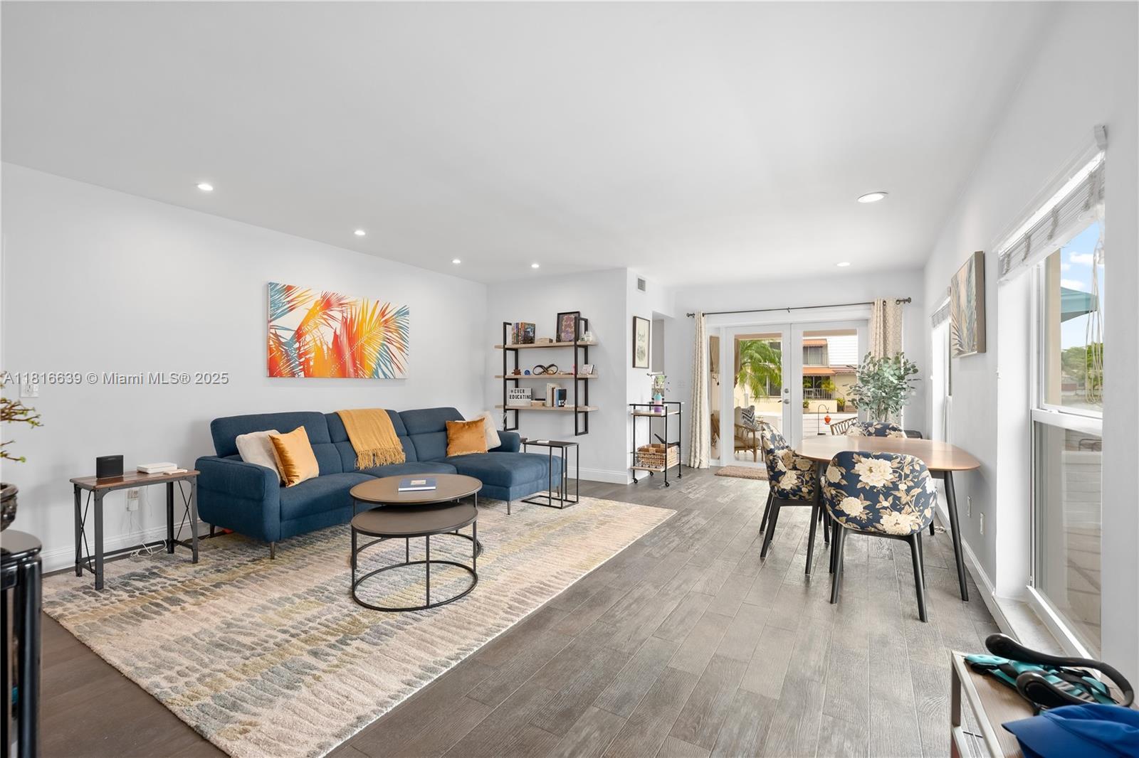 MIAMI LAKES GOLF COURSE V - Residential