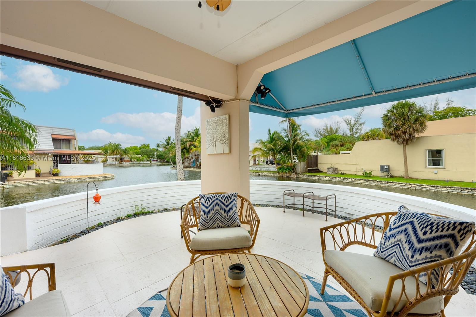 MIAMI LAKES GOLF COURSE V - Residential
