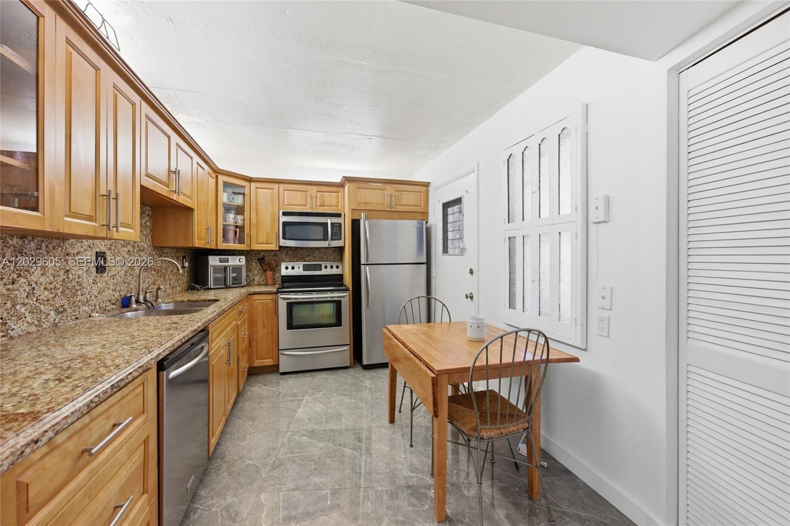 ROLLING GREEN CONDO C - Residential