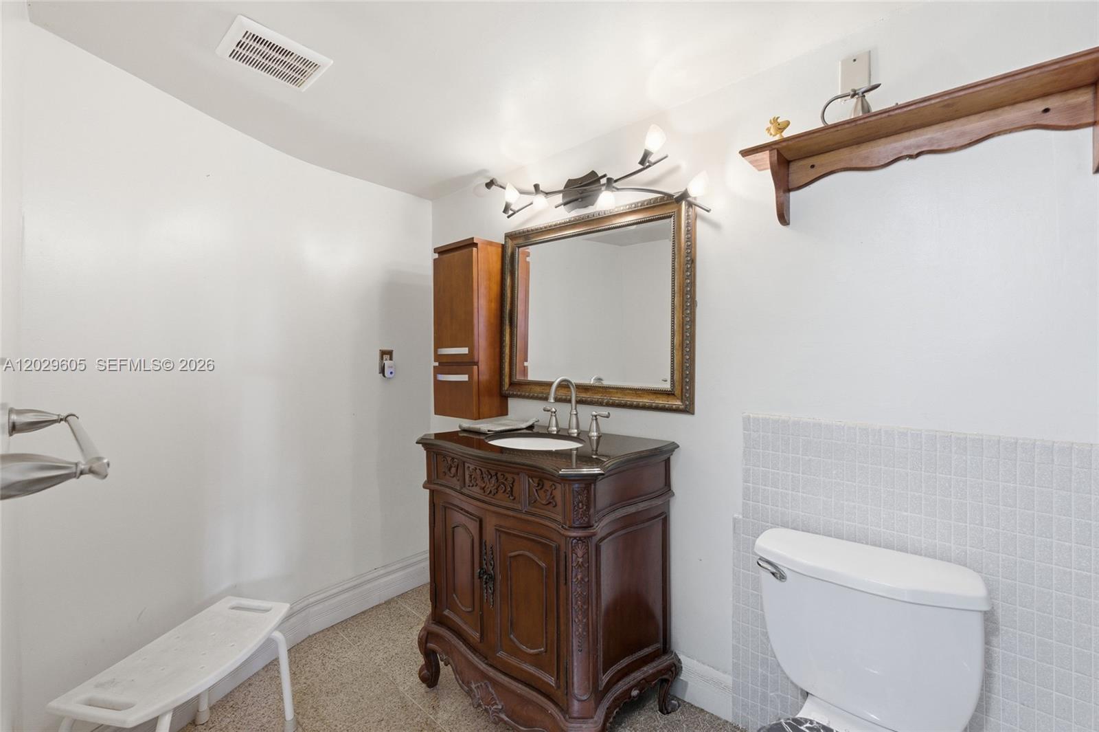 ROLLING GREEN CONDO C - Residential
