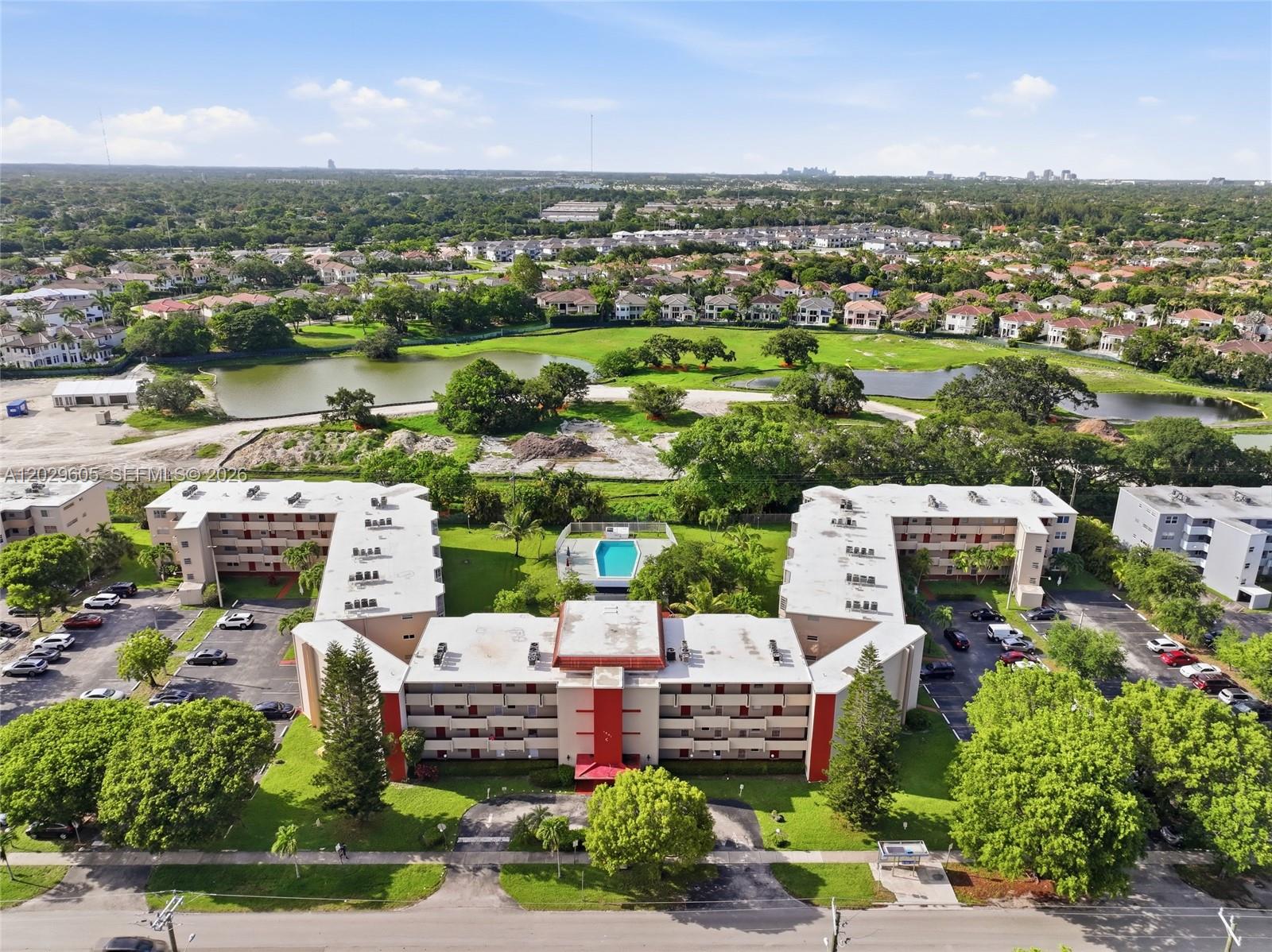 ROLLING GREEN CONDO C - Residential