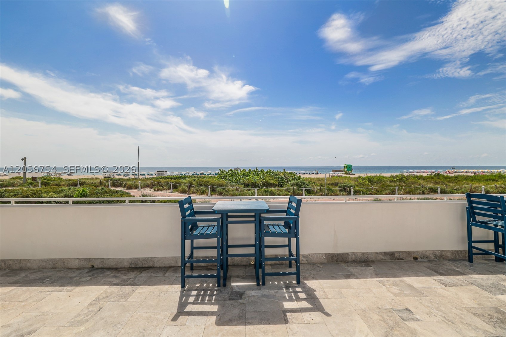 THE PRESIDENTIAL CONDO - Residential