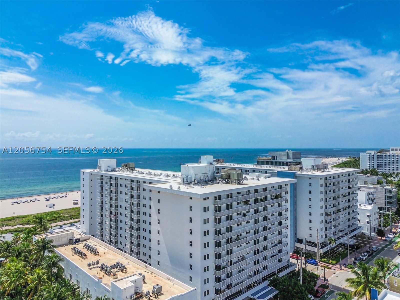 THE PRESIDENTIAL CONDO - Residential
