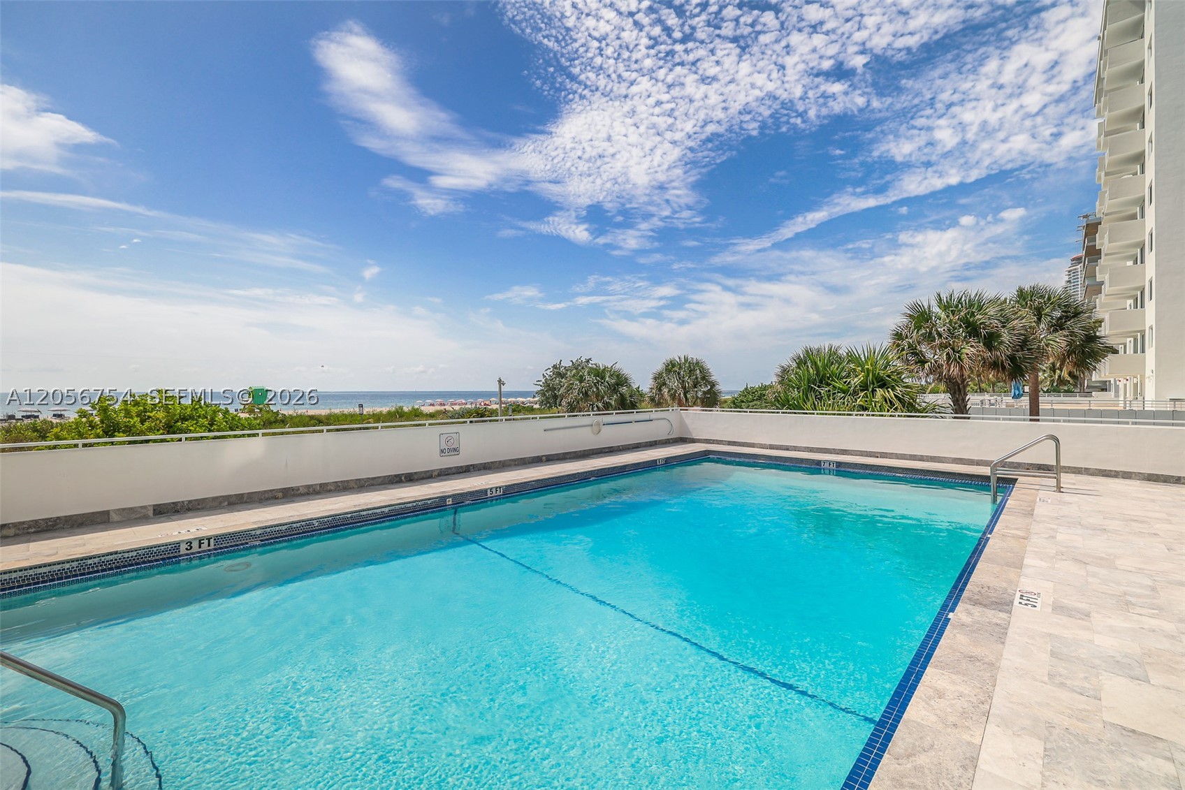 THE PRESIDENTIAL CONDO - Residential