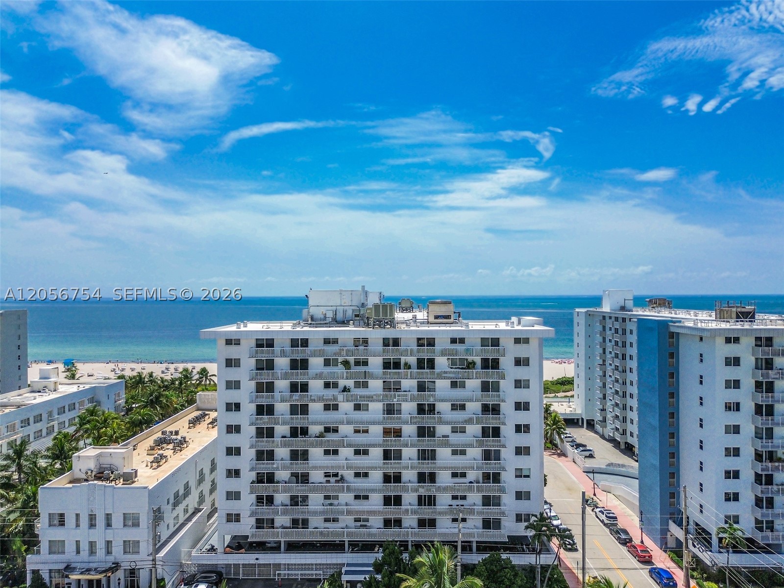 THE PRESIDENTIAL CONDO - Residential