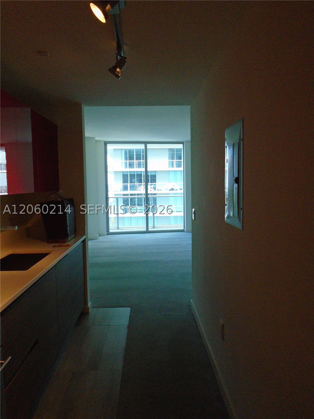 1100 MILLECENTO RESIDENCE - Residential