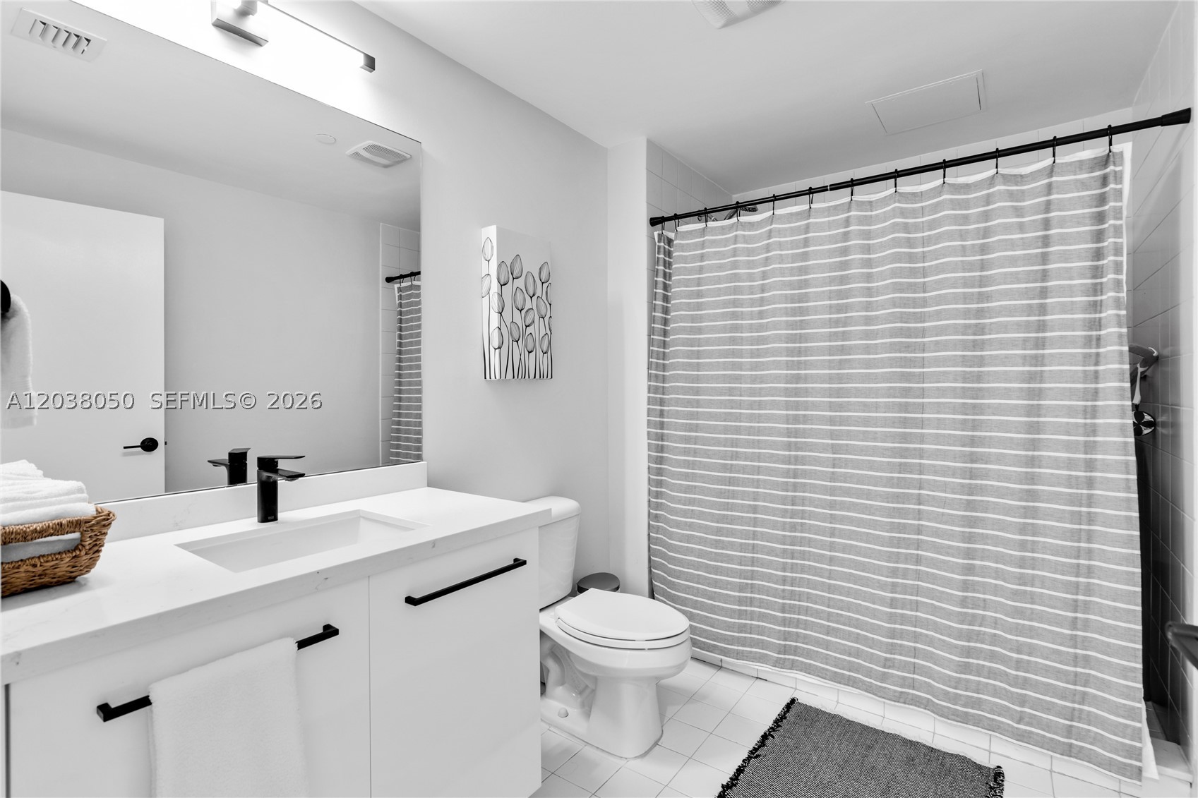 MARINABLUE CONDO - Residential Lease