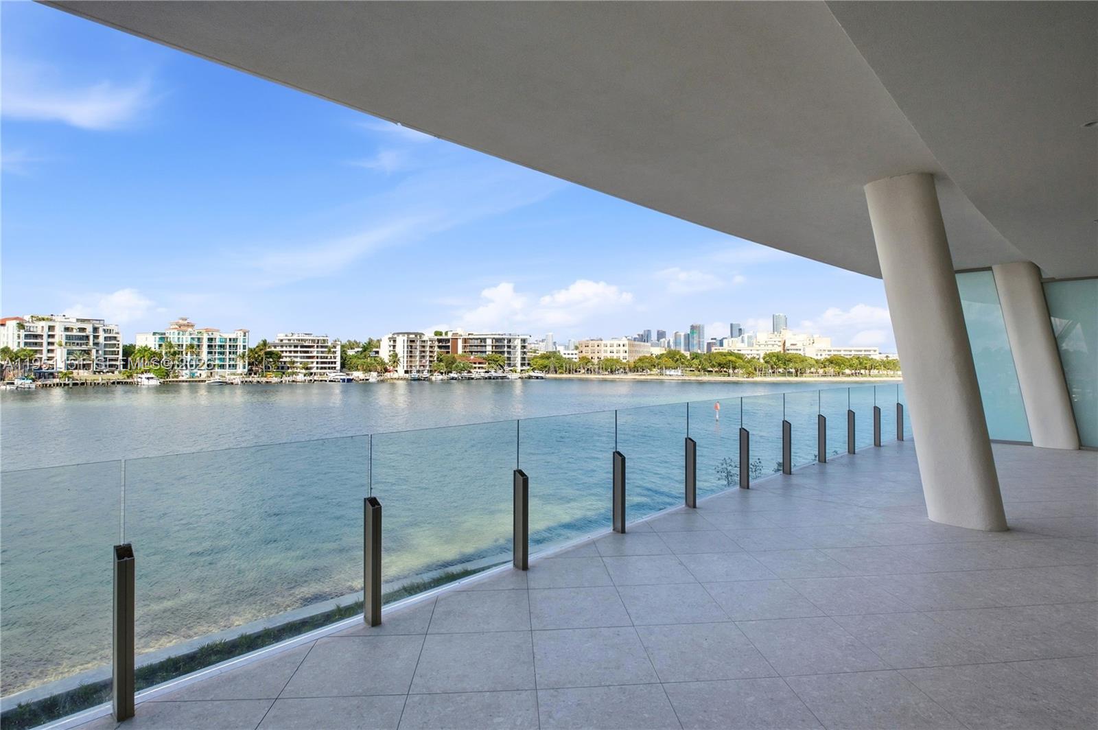 Vita Grove Isle - Residential