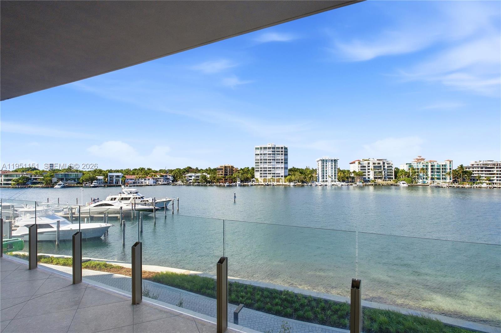 Vita Grove Isle - Residential