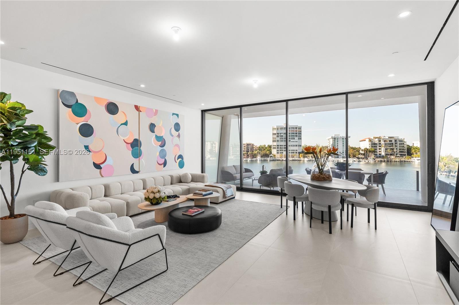 Vita Grove Isle - Residential