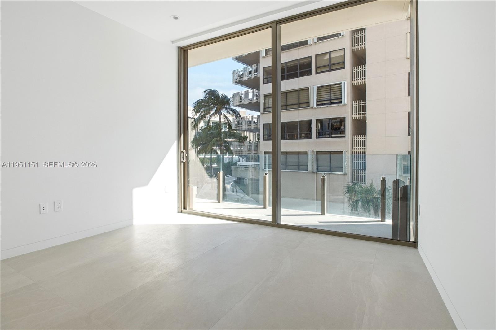 Vita Grove Isle - Residential